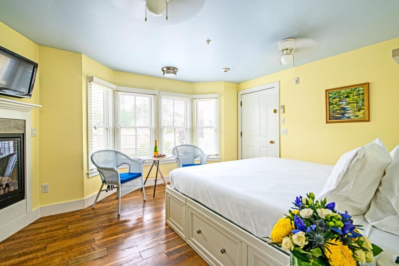 Admiral'S Landing (Adults Only) Bed & Breakfast Provincetown Exterior photo