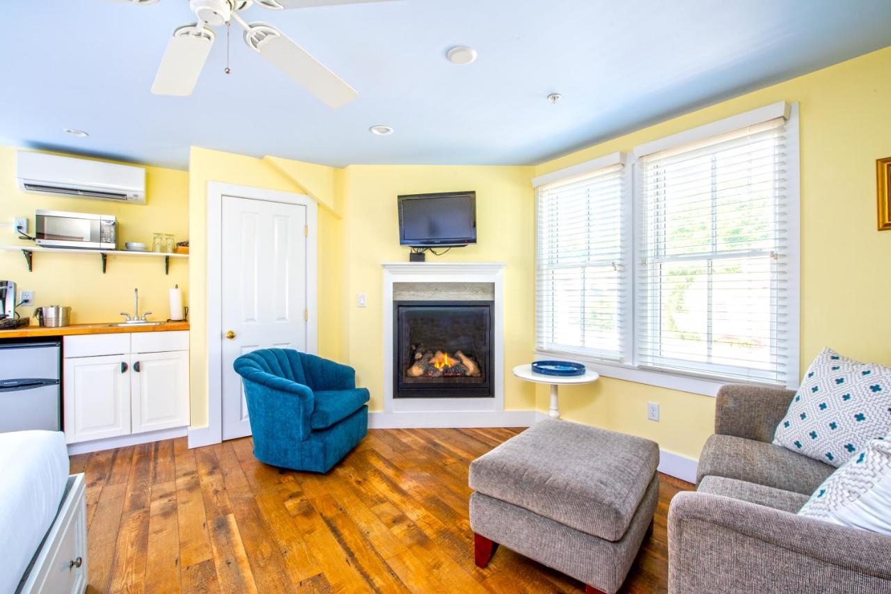 Admiral'S Landing (Adults Only) Bed & Breakfast Provincetown Exterior photo
