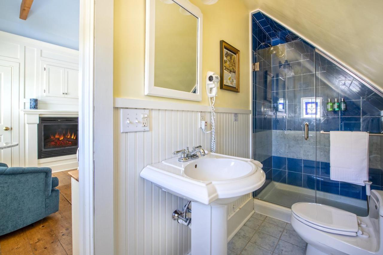 Admiral'S Landing (Adults Only) Bed & Breakfast Provincetown Exterior photo