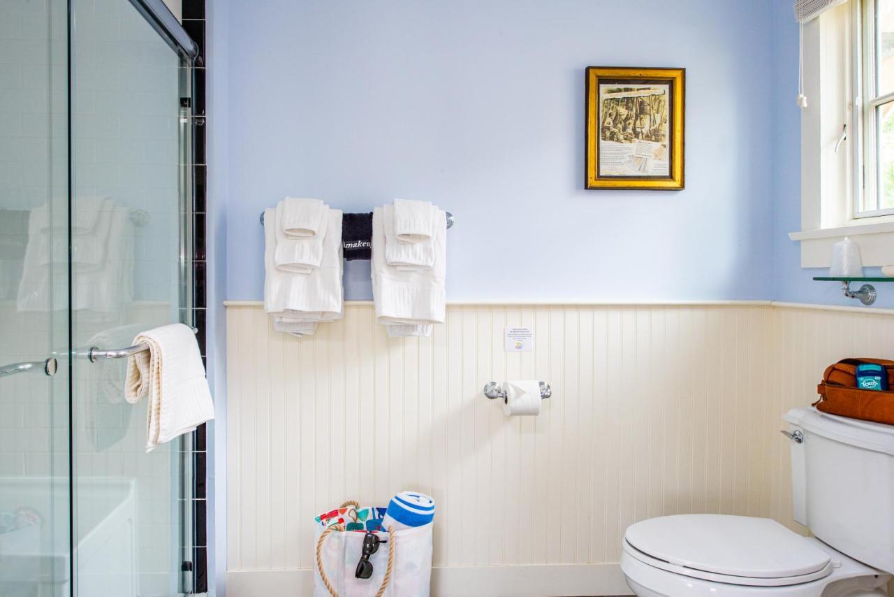 Admiral'S Landing (Adults Only) Bed & Breakfast Provincetown Exterior photo